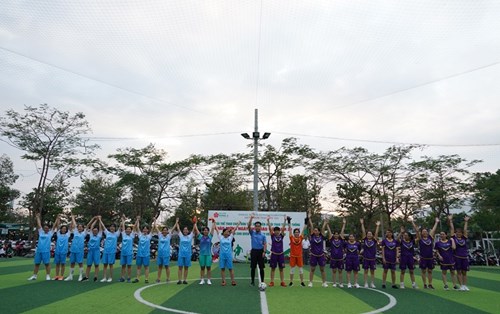 Giải bóng đá giảng viên - cán bộ - nhân viên Trường Đại học Đông Á chào mừng ngày Nhà giáo Việt Nam 20/11/2020